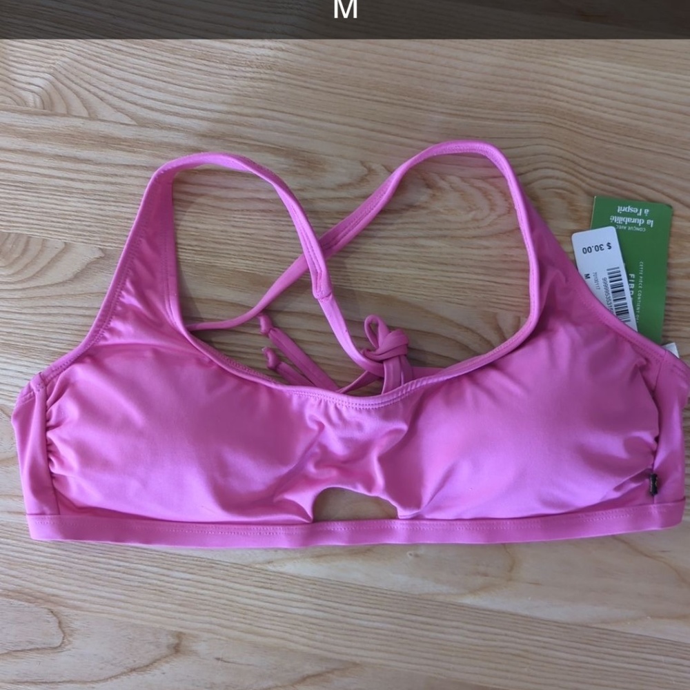 (2/30$) La Vie En Rose Mixed swimsuit top in pink color. New